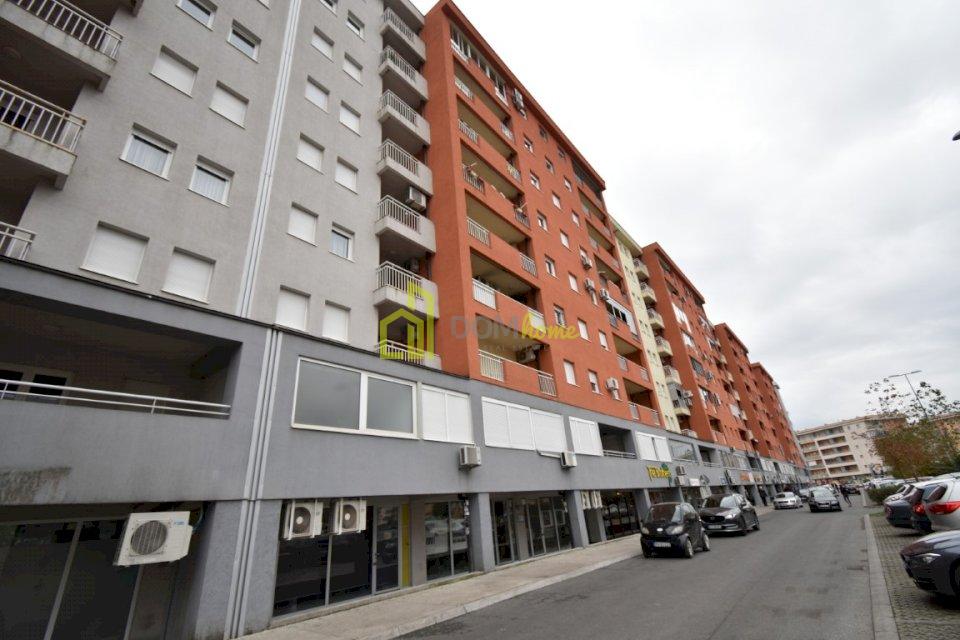 Trosoban stan 120m2, City kvart